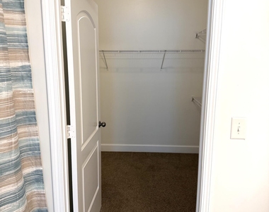 6440 Borasco Drive - Photo Thumbnail 6