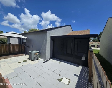 1697 Parakeet Court - Photo Thumbnail 10
