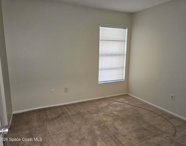 1697 Parakeet Court - Photo Thumbnail 7