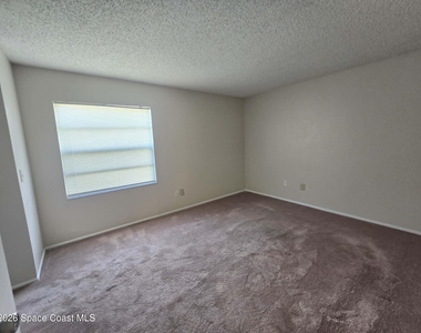 1697 Parakeet Court - Photo Thumbnail 8