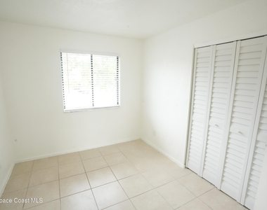 2624 Tree Ridge Lane Ne - Photo Thumbnail 6