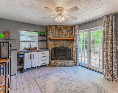 177 Woodland Drive - Photo Thumbnail 5