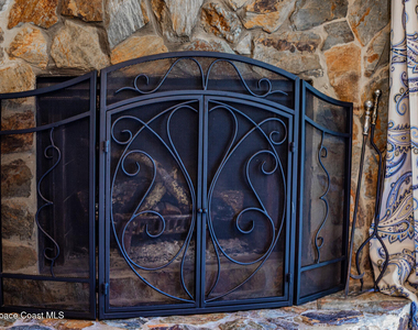177 Woodland Drive - Photo Thumbnail 9