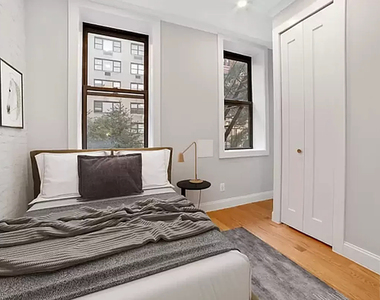 East 80th Street - Photo Thumbnail 1