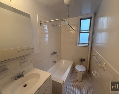 West 13 Street - Photo Thumbnail 2