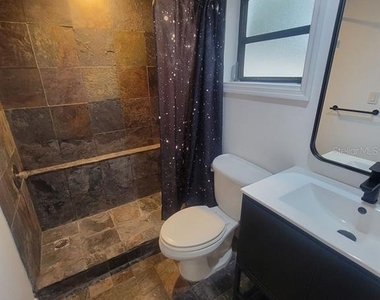 2142 Bradford Street - Photo Thumbnail 8
