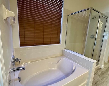 14227 Wake Robin Drive - Photo Thumbnail 12