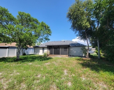 1305 Calamondin Drive - Photo Thumbnail 18