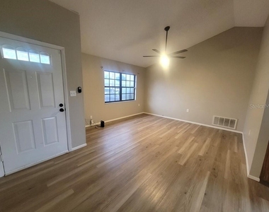 1305 Calamondin Drive - Photo Thumbnail 1