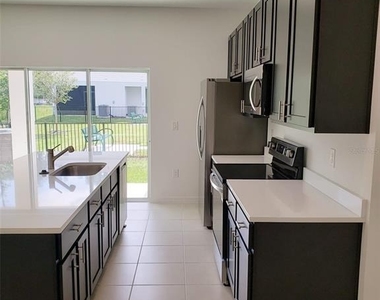 729 Maple Oak Drive - Photo Thumbnail 1