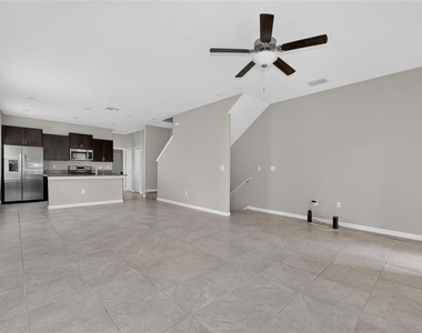 4424 Tuscan Loon Drive - Photo Thumbnail 14