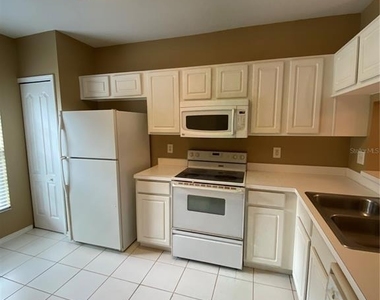 1309 Throckmorton Drive - Photo Thumbnail 3