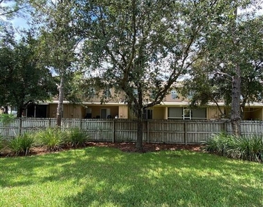 1309 Throckmorton Drive - Photo Thumbnail 11