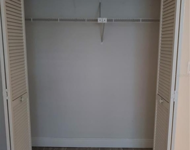3107 W Horatio Street - Photo Thumbnail 16