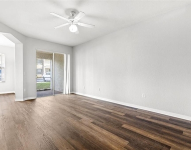 5009 Sunridge Palms Drive - Photo Thumbnail 1