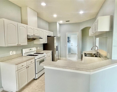 24652 Portofino Drive - Photo Thumbnail 4