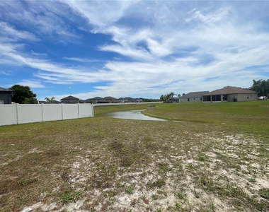 24652 Portofino Drive - Photo Thumbnail 14