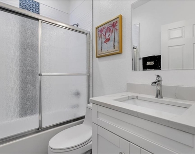 2402 W Fig Street - Photo Thumbnail 9