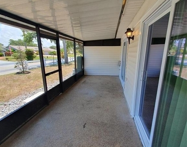 1907 Orange Boulevard Way - Photo Thumbnail 8