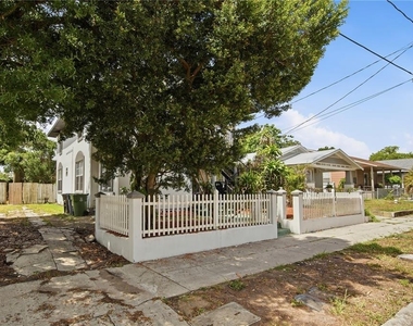 1211 E 17th Avenue - Photo Thumbnail 2