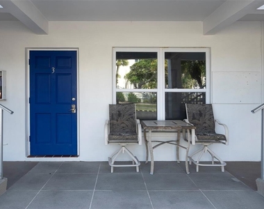 7151 Sunset Way - Photo Thumbnail 1