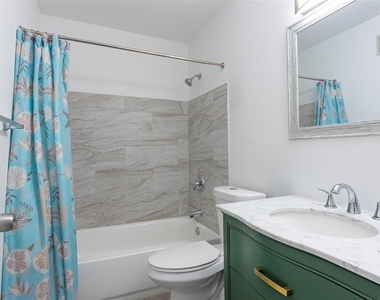 7151 Sunset Way - Photo Thumbnail 10
