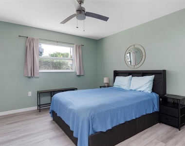 7151 Sunset Way - Photo Thumbnail 11