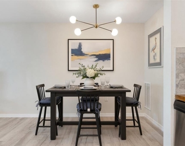 7151 Sunset Way - Photo Thumbnail 3