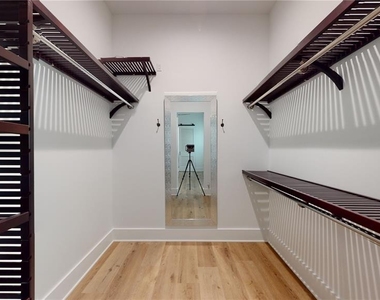 1068 19th Avenue N - Photo Thumbnail 28