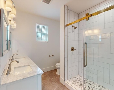 1068 19th Avenue N - Photo Thumbnail 44