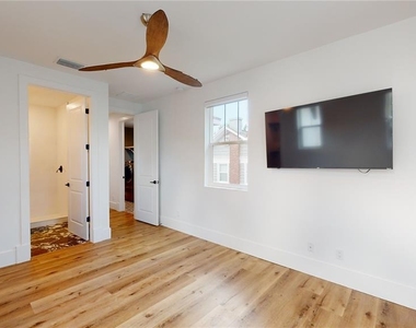 1068 19th Avenue N - Photo Thumbnail 56