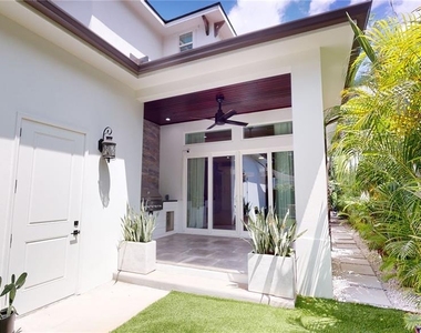 1068 19th Avenue N - Photo Thumbnail 68