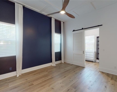1068 19th Avenue N - Photo Thumbnail 26