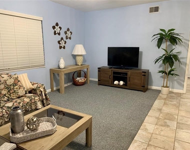 505 66th Avenue - Photo Thumbnail 4