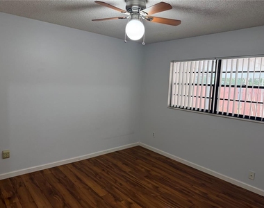 2802 7th Street - Photo Thumbnail 9