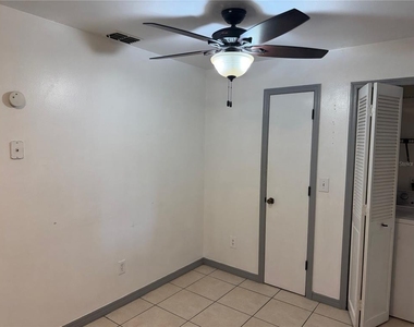 2802 7th Street - Photo Thumbnail 4
