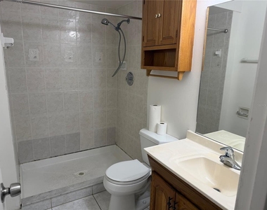 2802 7th Street - Photo Thumbnail 10