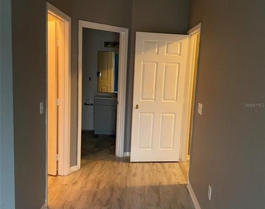 3707 Conroy Rd - Photo Thumbnail 5