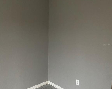 3707 Conroy Rd - Photo Thumbnail 4