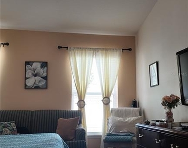 1870 Rufus King Drive - Photo Thumbnail 18