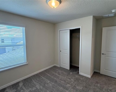 5025 Furrowed Way - Photo Thumbnail 12