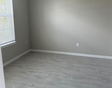 17663 Saw Palmetto Avenue - Photo Thumbnail 3