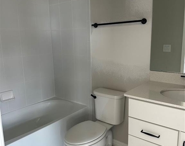 17663 Saw Palmetto Avenue - Photo Thumbnail 21