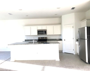 1314 Dalkeith Cv - Photo Thumbnail 8