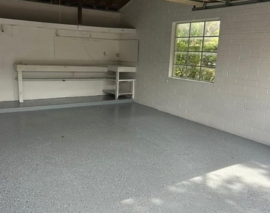 1695 E Horatio Avenue - Photo Thumbnail 11