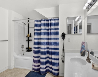 4006 San Gallo Drive - Photo Thumbnail 16