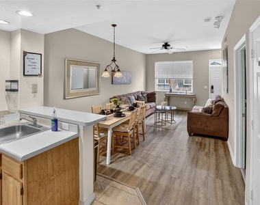 4006 San Gallo Drive - Photo Thumbnail 11