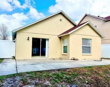 13158 Odyssey Lake Way - Photo Thumbnail 14