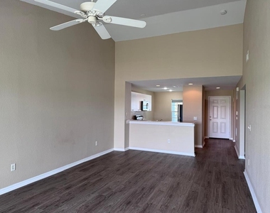 5764 Sabal Trace Drive - Photo Thumbnail 7