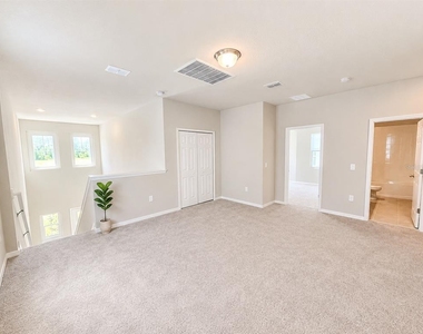 2340 Mystic Maze Lane - Photo Thumbnail 31